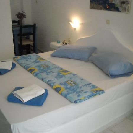 Ostria Vento Hotel Pollonia Bagian luar foto