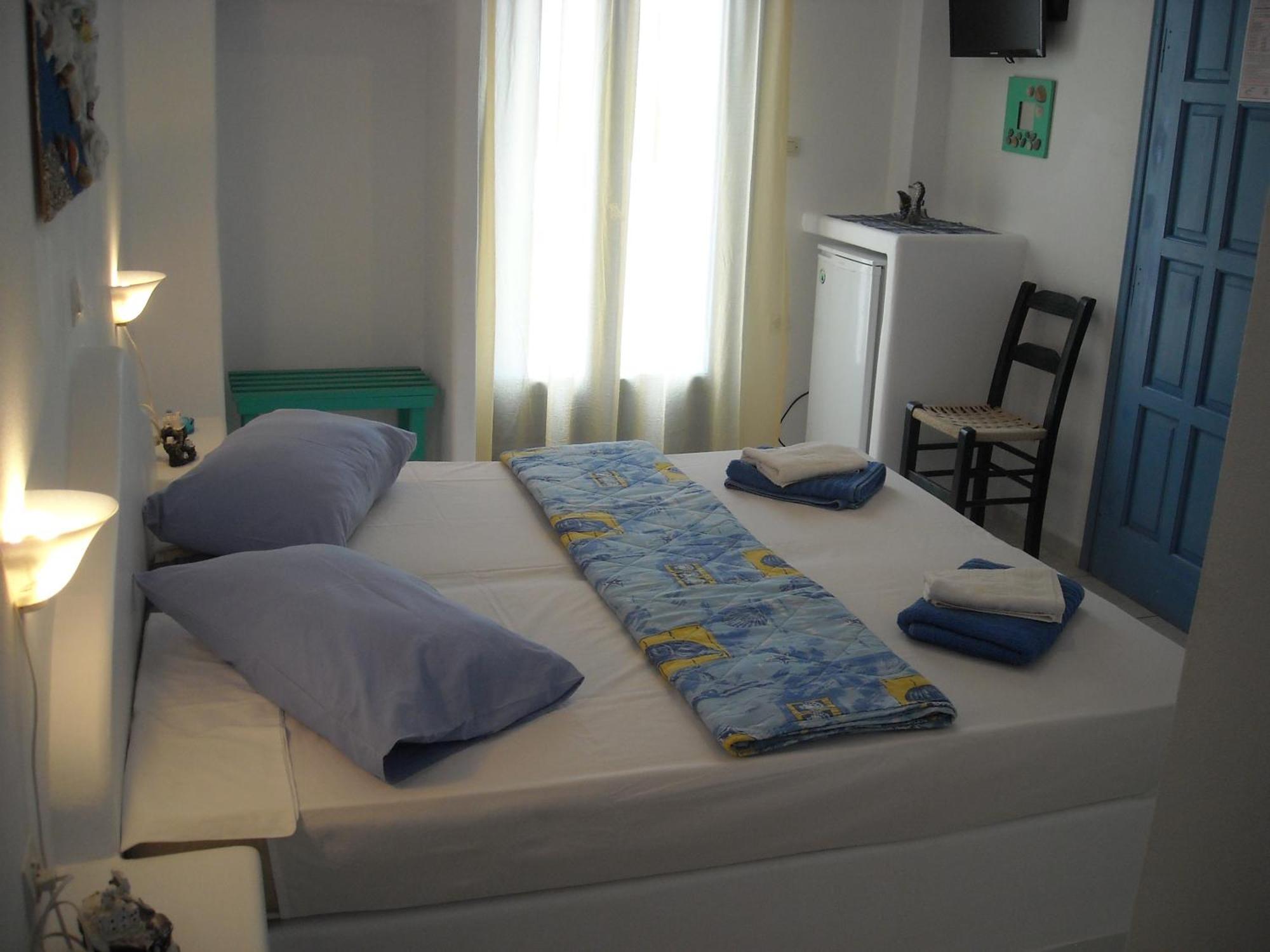 Ostria Vento Hotel Pollonia Bagian luar foto